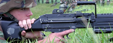 M249_receiver (inhands) prone right.jpg